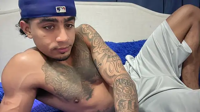 dominic brandd23 online show from June 14, 2:24 am