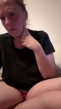 MoniqueLaFee online show from July 11, 8:44 pm