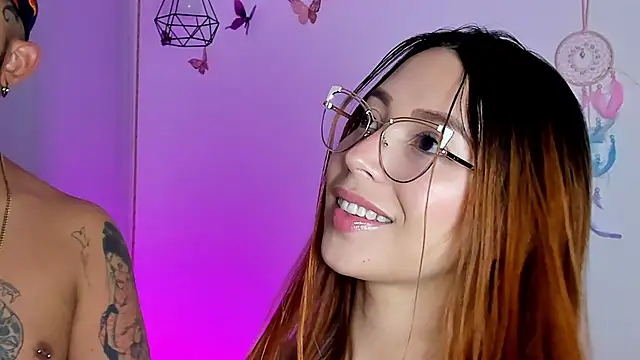 Chloe Johnson  online show from November 9, 5:17 am