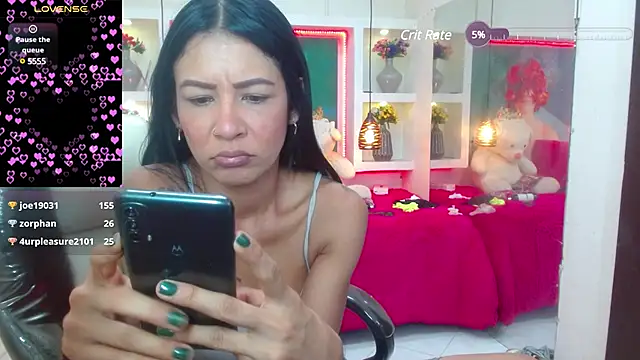 lorenapinto online show from January 12, 11:36 pm