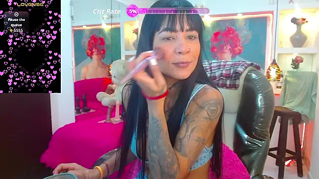 lorenapinto online show from October 5, 9:13 pm