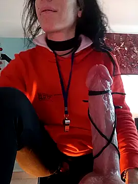 freyamoret online show from December 5, 2:55 pm