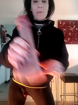 freyamoret online show from December 13, 7:58 am