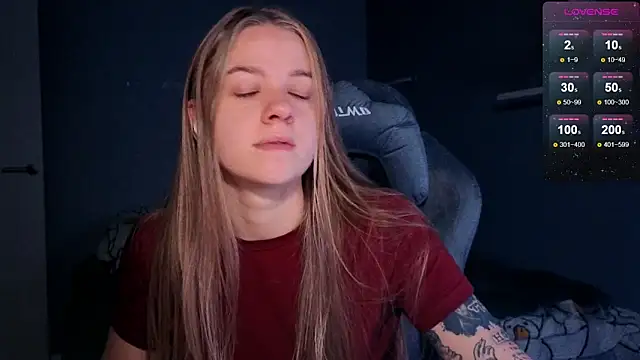 candy maggie online show from October 4, 5:33 pm