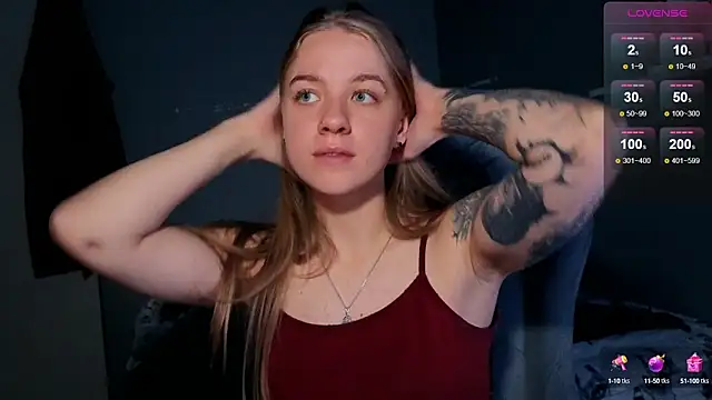 candy maggie online show from October 15, 9:04 pm