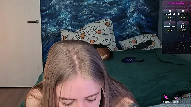 candy maggie online show from February 3, 7:35 am