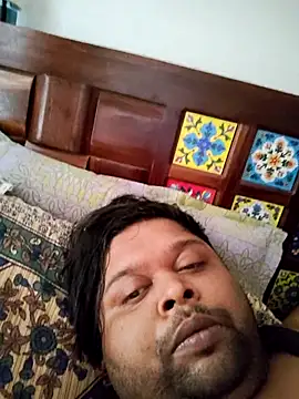 Snapshot of julywwrt chatting on March 8, 2:59 am julywwrt online show from March 8, 2:59 am