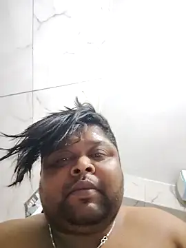 Snapshot of julywwrt chatting on March 14, 4:18 am julywwrt online show from March 14, 4:18 am