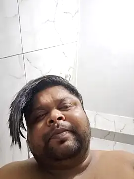 Snapshot of julywwrt chatting on March 17, 2:16 am julywwrt online show from March 17, 2:16 am