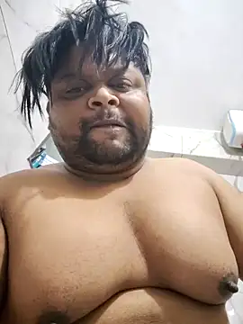 Snapshot of julywwrt chatting on March 22, 3:32 am julywwrt online show from March 22, 3:32 am