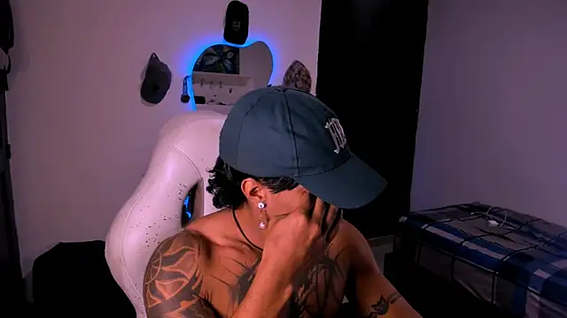 Young laroi online show from January 7, 3:57 am