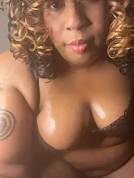 Snapshot of NinaGoodhead777 chatting on July 14, 9:14 am NinaGoodhead777 online show from July 14, 9:14 am