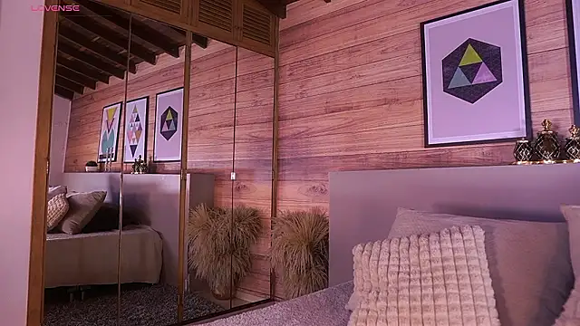 AmmyScott online show from March 8, 7:28 pm