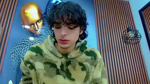 Snapshot of Sr_BonnyEthan chatting on March 5, 12:45 pm Sr BonnyEthan online show from March 5, 12:45 pm
