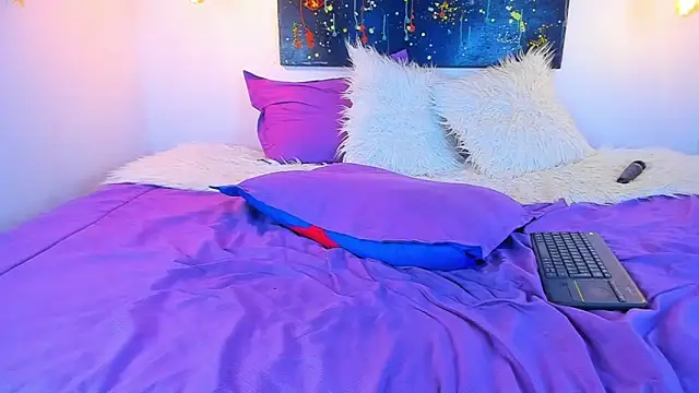 Snapshot of cloe_bridgee chatting on January 4, 3:07 am cloe bridgee online show from January 4, 3:07 am