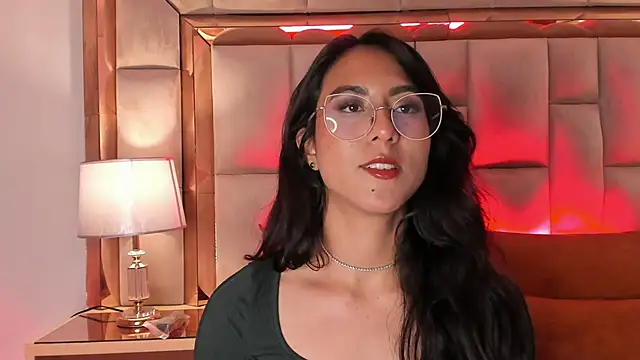 DaraBeckett online show from January 28, 6:28 pm