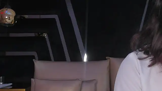 DaraBeckett online show from October 4, 11:41 am