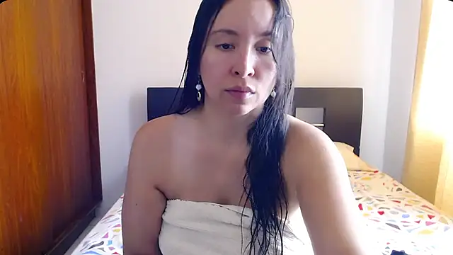 emely sexx20 online show from December 12, 3:27 pm
