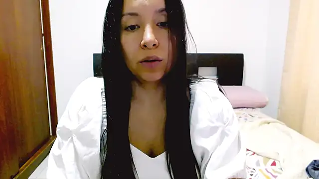emely sexx20 online show from December 16, 10:34 pm