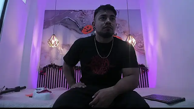 BrianMalonee online show from October 29, 12:18 pm