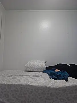 Snapshot of Edw95S chatting on March 14, 5:13 am Edw95S online show from March 14, 5:13 am