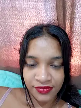 Indianqueen03 online show from December 27, 8:35 am