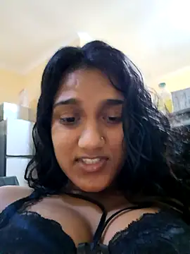 Indianqueen03 online show from October 23, 7:12 pm