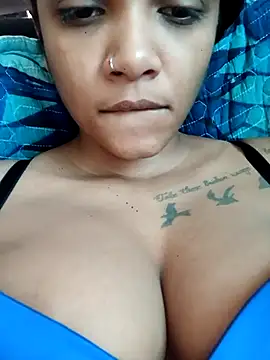 Indianqueen03 online show from December 3, 10:46 am