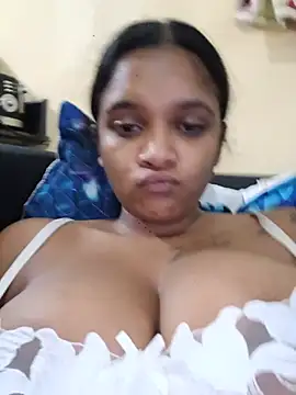 Indianqueen03 online show from June 1, 6:20 pm