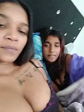 Indianqueen03 online show from July 19, 4:27 am