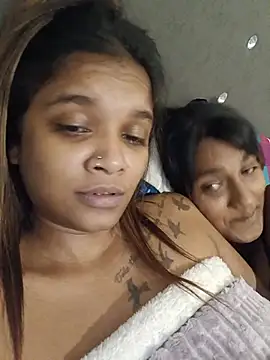 Indianqueen03 online show from July 26, 10:38 pm