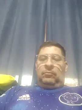 Snapshot of karatecobrakay2012 chatting on June 27, 8:03 pm karatecobrakay2012 online show from June 27, 8:03 pm