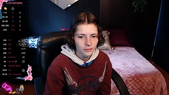 pretty cristal69 online show from March 13, 12:56 pm