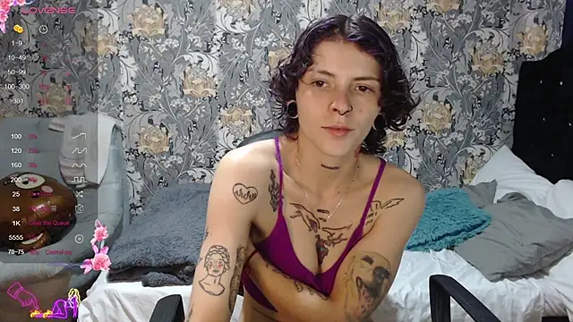 pretty cristal69 online show from June 7, 5:27 pm