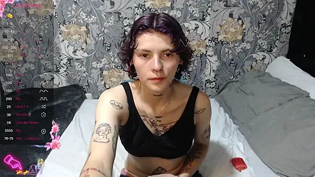 pretty cristal69 online show from June 19, 1:10 am