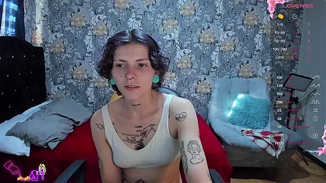 pretty cristal69 online show from July 17, 9:41 pm