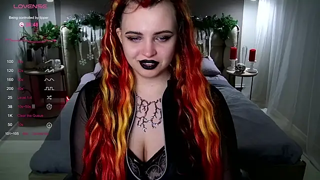 Miss Maya Mils online show from December 27, 1:00 am