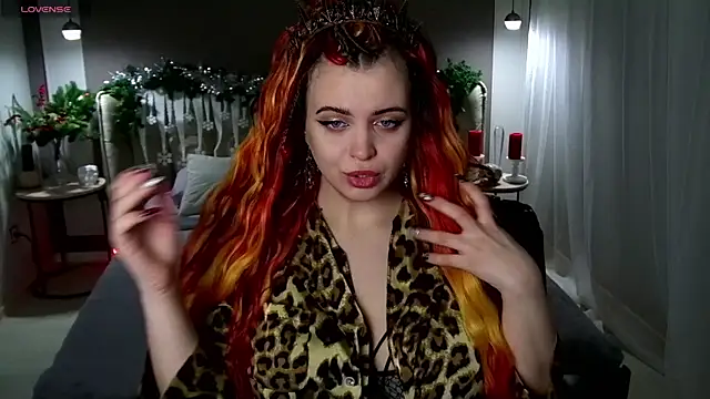 Miss Maya Mils online show from December 31, 1:04 am