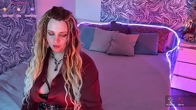 Miss Maya Mils online show from June 11, 2:53 am