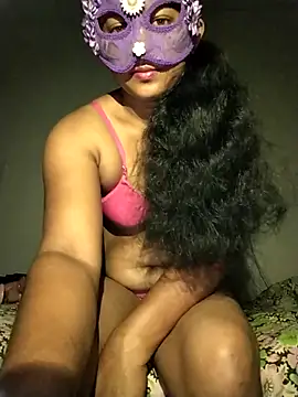 Snapshot of Sexygarl1024 chatting on November 5, 10:21 pm Sexygarl1024 online show from November 5, 10:21 pm