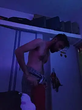 Snapshot of Forbidden_Live143 chatting on December 2, 9:36 am Forbidden Live143 online show from December 2, 9:36 am