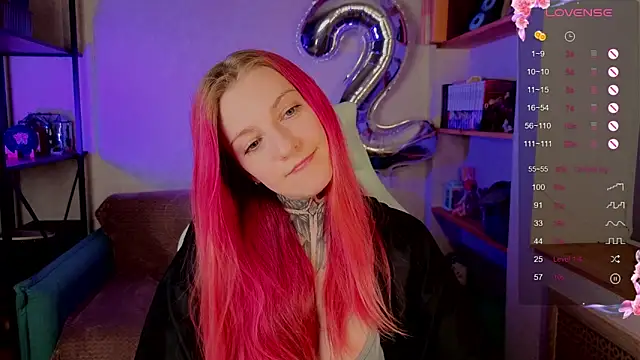 Snapshot of Roxy_____ chatting on October 23, 9:13 pm Roxy online show from October 23, 9:13 pm