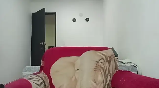 lucydreamm online show from January 24, 2:28 am