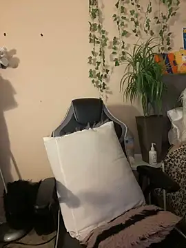 magicalc00ch online show from December 12, 8:14 am