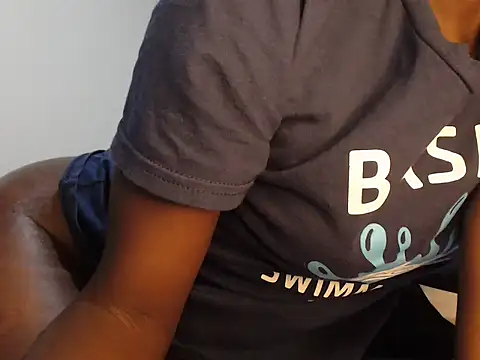wetpussy ebony online show from December 18, 3:00 pm