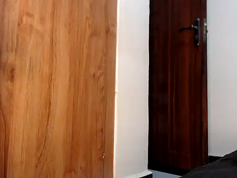Snapshot of wetpussy_ebony chatting on June 15, 7:32 am wetpussy ebony online show from June 15, 7:32 am