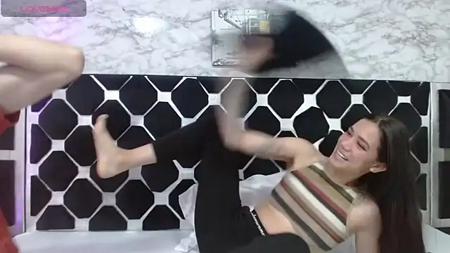 Snapshot of Dominate_Alison chatting on March 24, 12:54 pm Dominate Alison online show from March 24, 12:54 pm