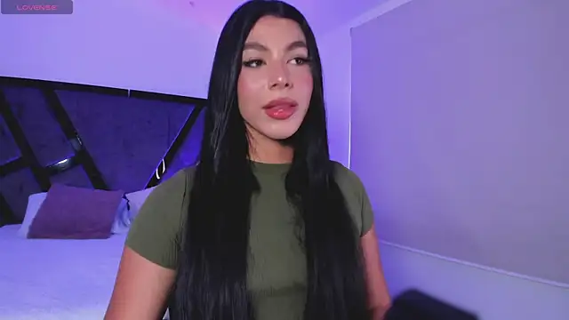 Snapshot of IsabelleFoxx_ chatting on October 13, 9:37 pm IsabelleFoxx online show from October 13, 9:37 pm