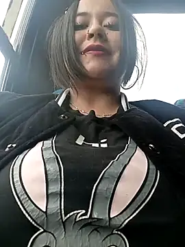 Cristal  04 online show from February 28, 3:26 pm