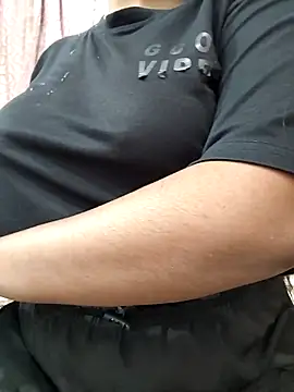 Snapshot of MohiniHott chatting on October 11, 7:40 am MohiniHott online show from October 11, 7:40 am